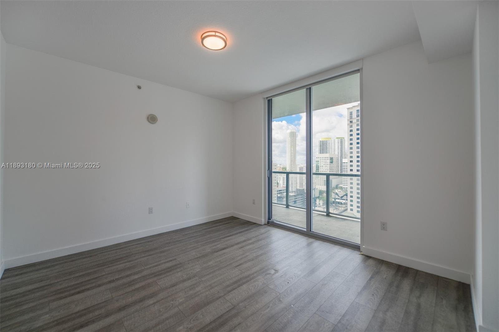 image THE AXIS ON BRICKELL II C15