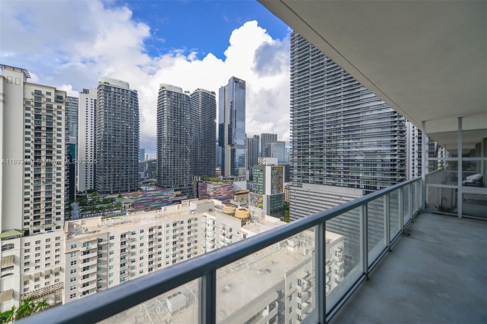 image THE AXIS ON BRICKELL II C1