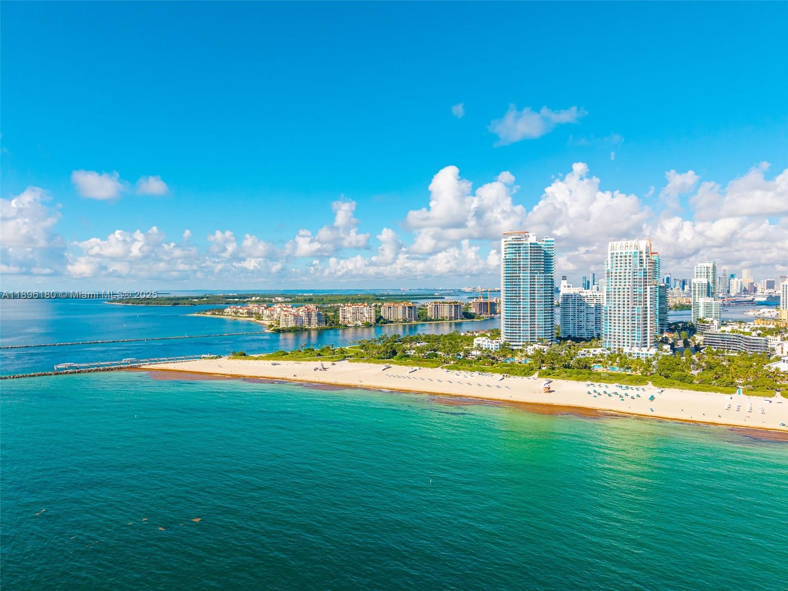 50 S Pointe Dr #TWN7 Miami Beach, FL 33139