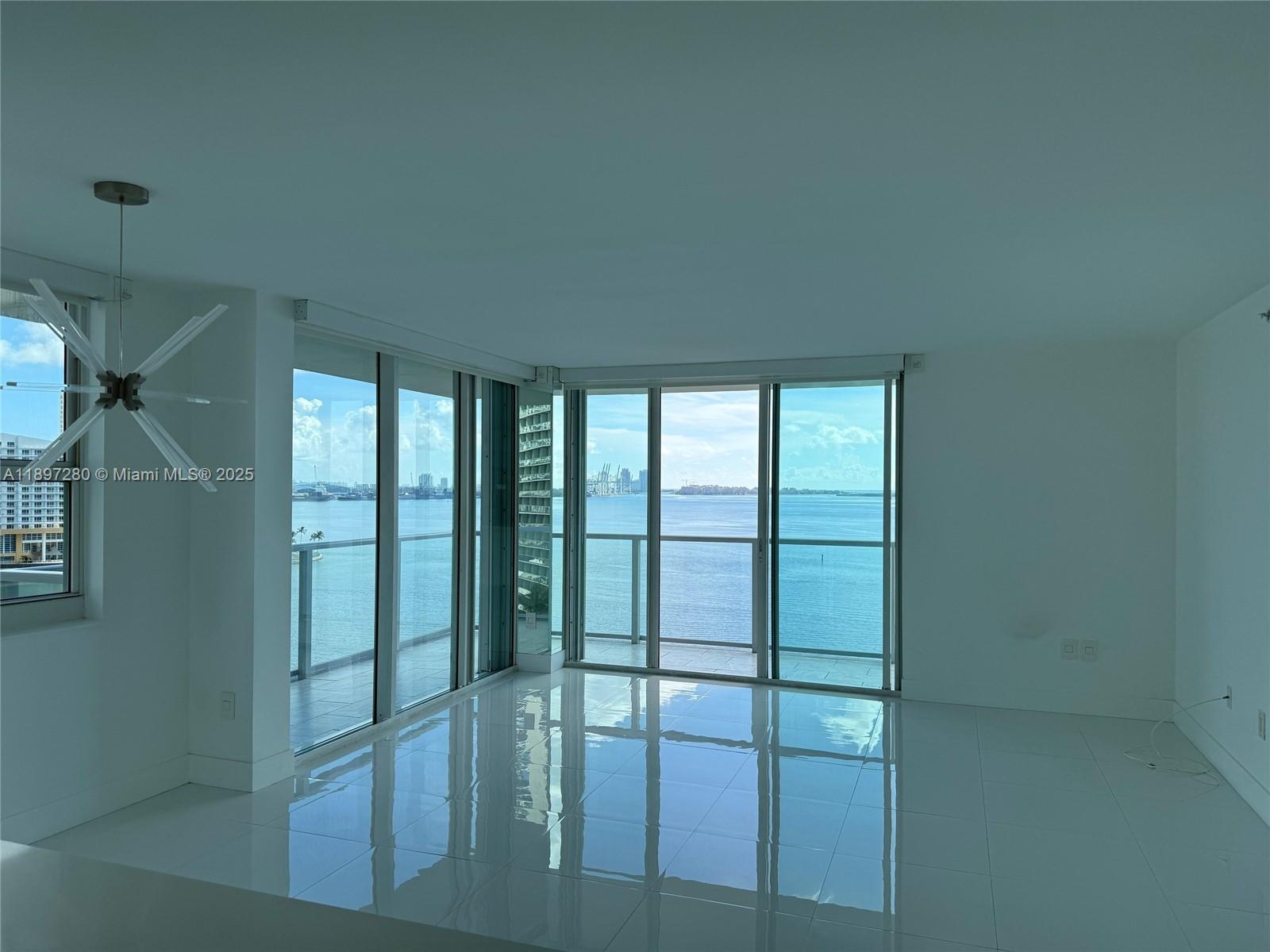 image The Mark On Brickell10