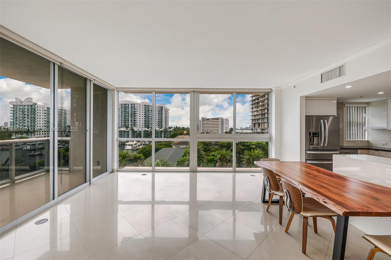 7929 West Dr #501 North Bay Village, FL 33141