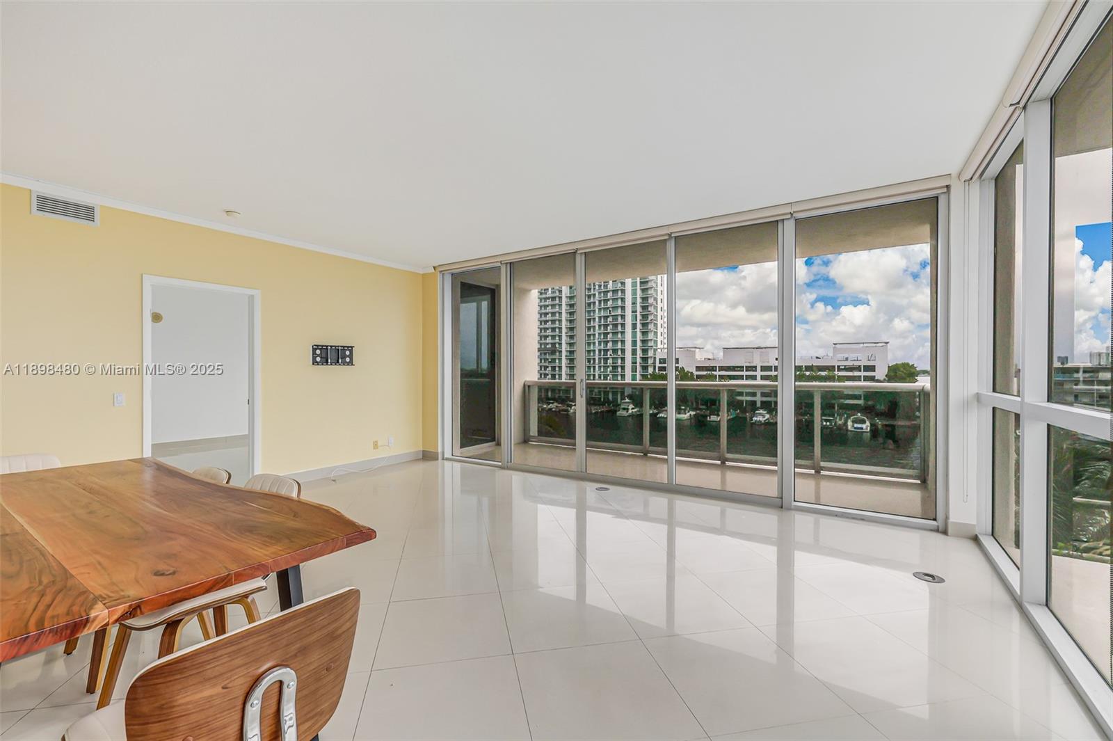 7929 West Dr #501 North Bay Village, FL 33141