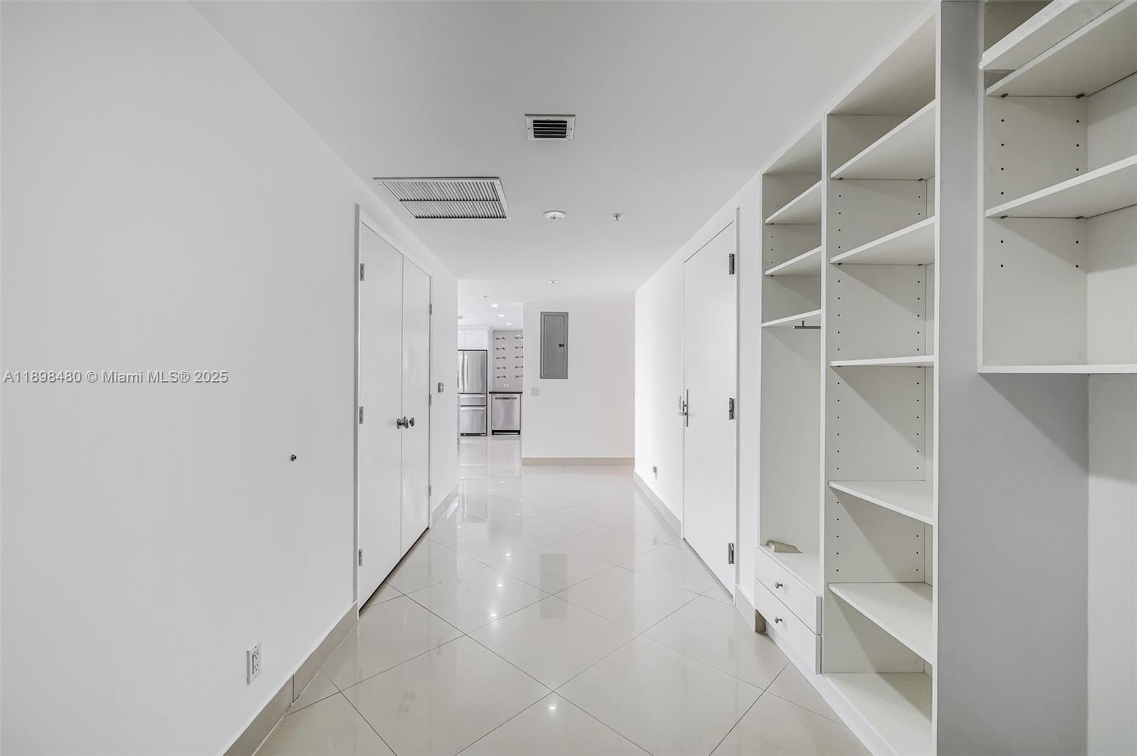 7929 West Dr #501 North Bay Village, FL 33141