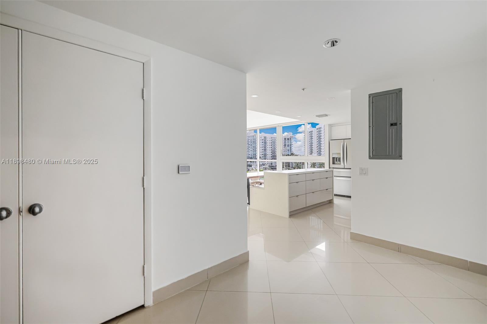 7929 West Dr #501 North Bay Village, FL 33141