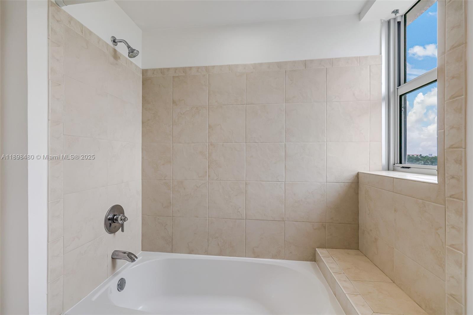 7929 West Dr #501 North Bay Village, FL 33141