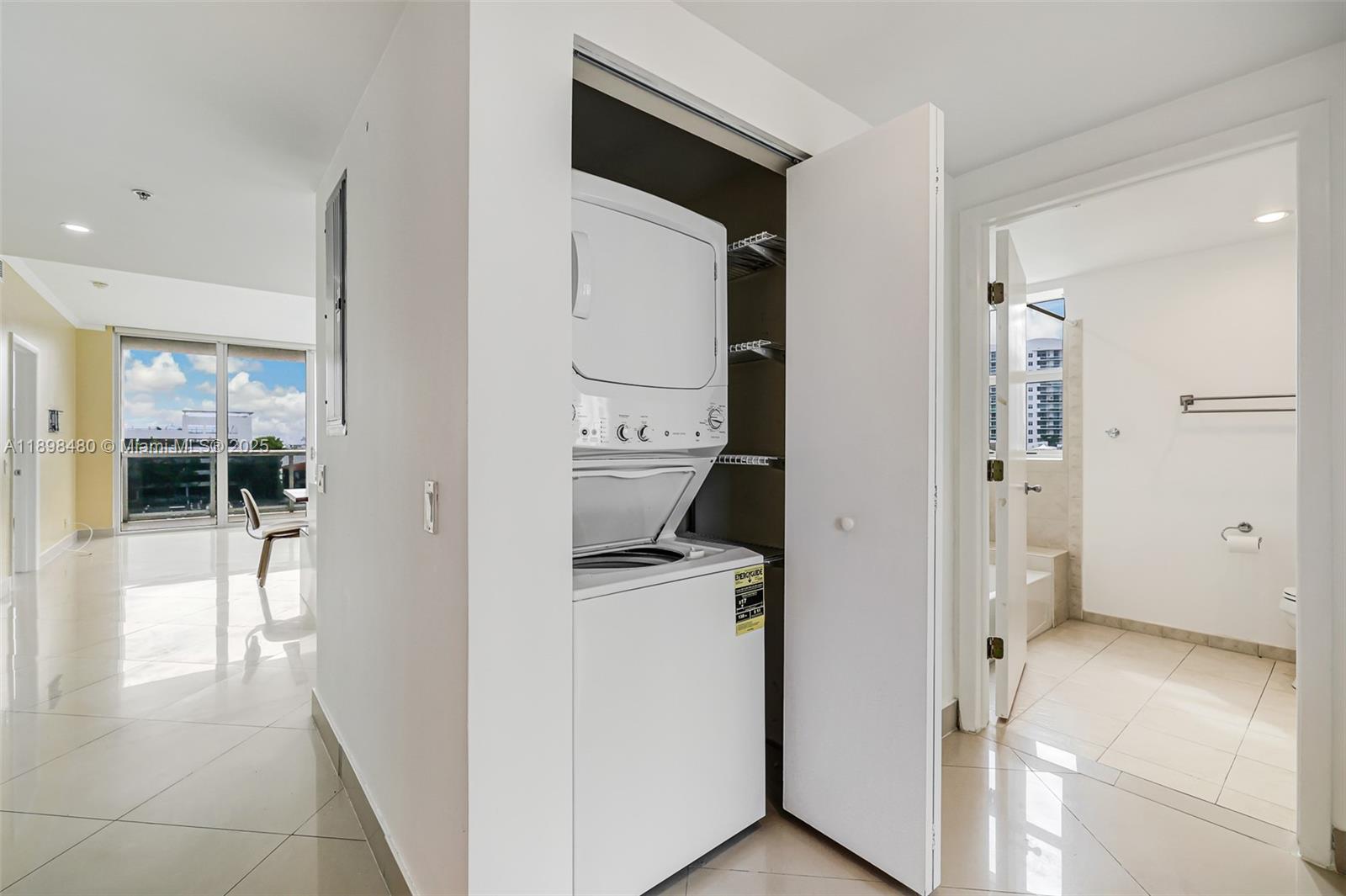 7929 West Dr #501 North Bay Village, FL 33141