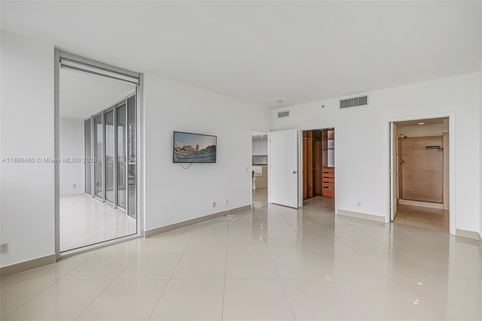 7929 West Dr #501 North Bay Village, FL 33141