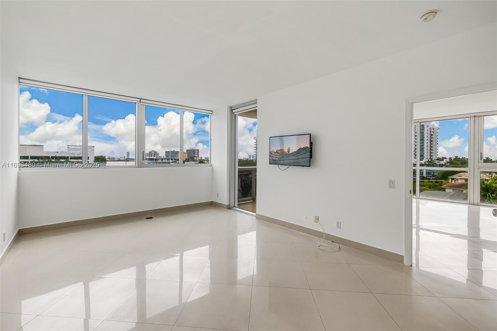 7929 West Dr #501 North Bay Village, FL 33141