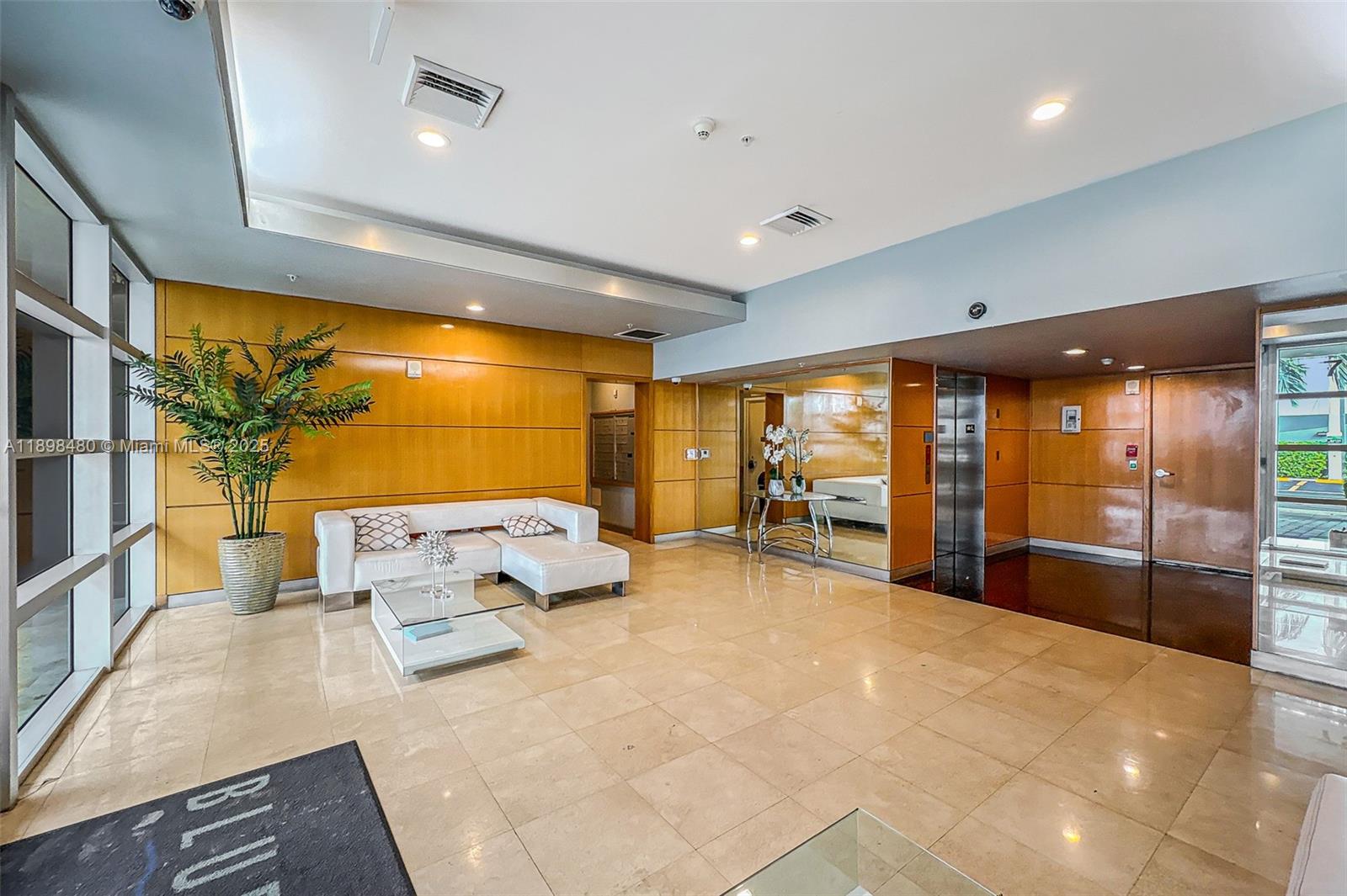 7929 West Dr #501 North Bay Village, FL 33141