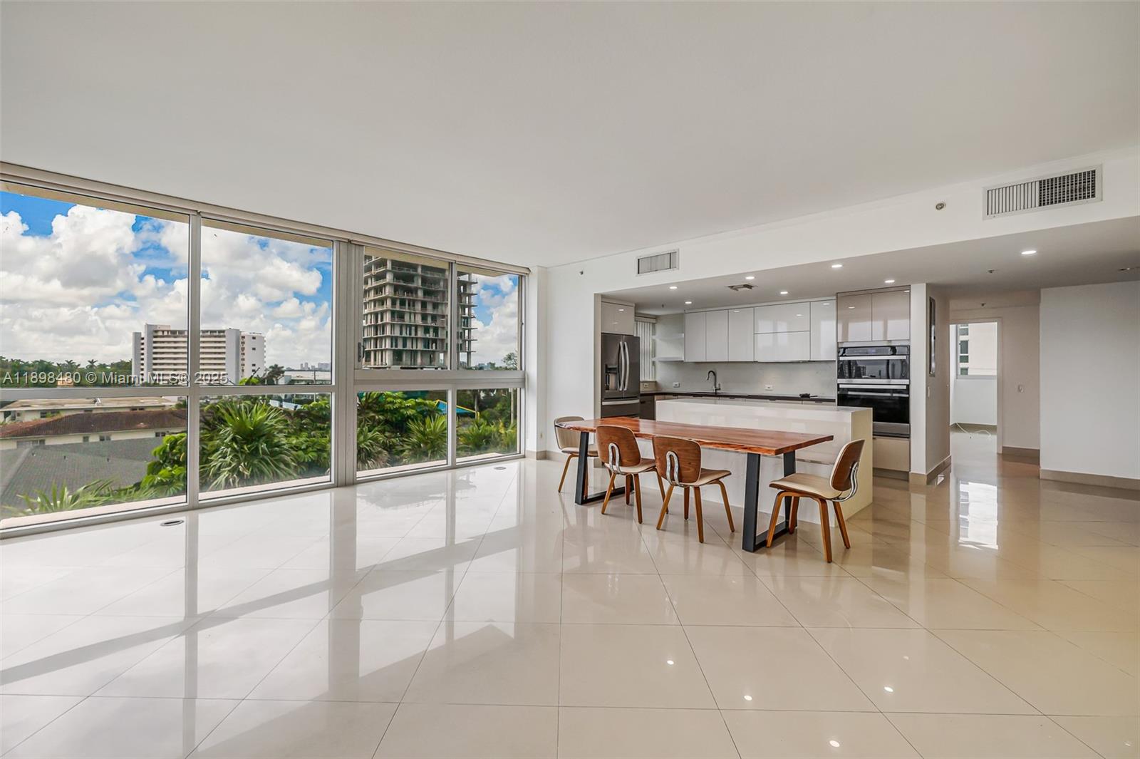 7929 West Dr #501 North Bay Village, FL 33141