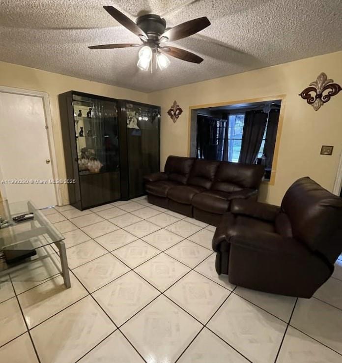 526 S 28th Ave #1