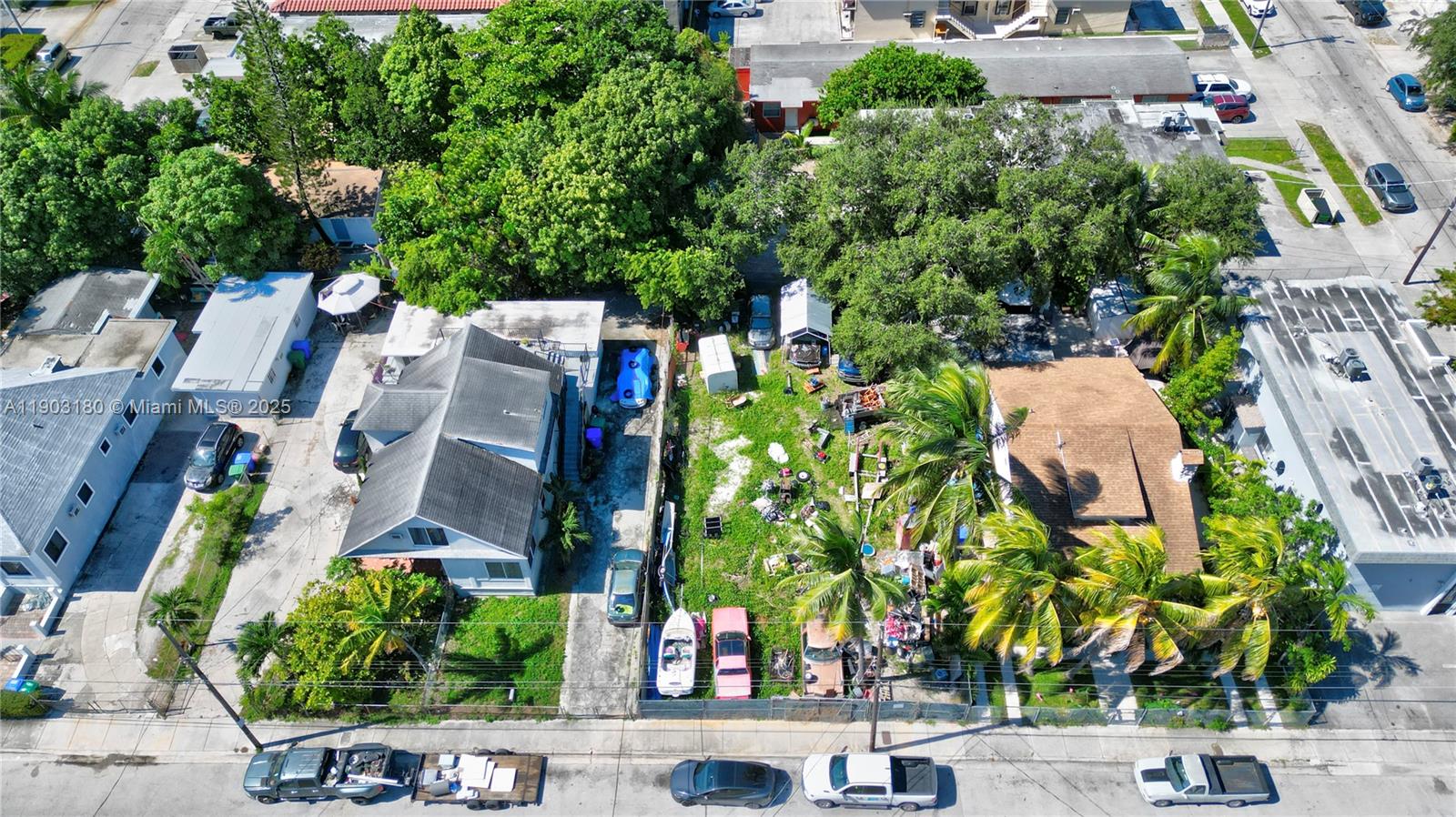 428 NW 10th Ave Miami, FL 33128