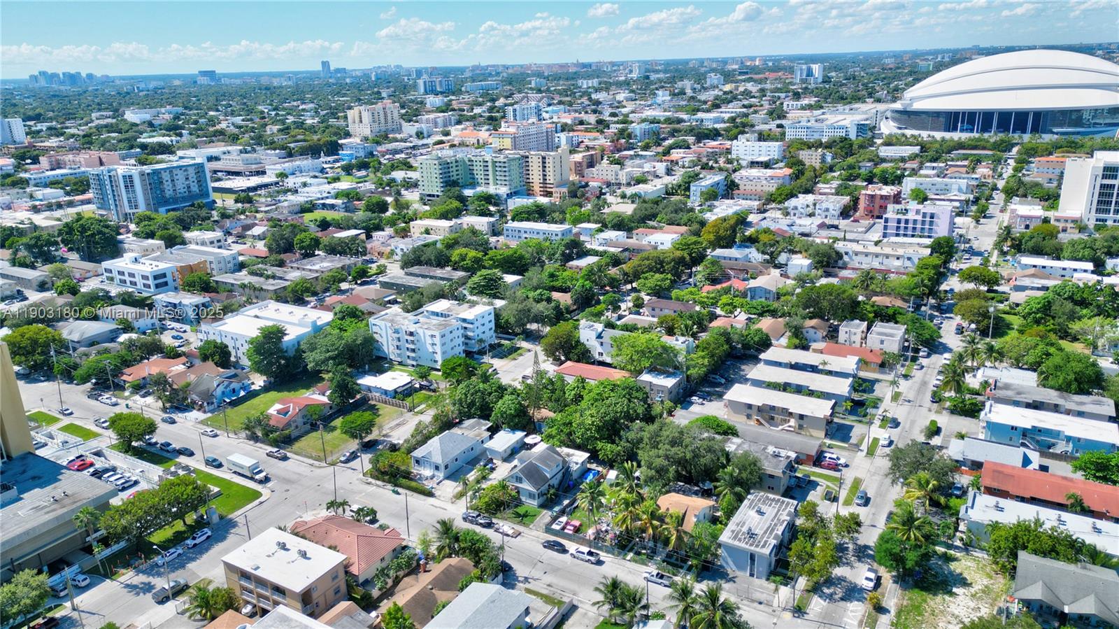 428 NW 10th Ave Miami, FL 33128