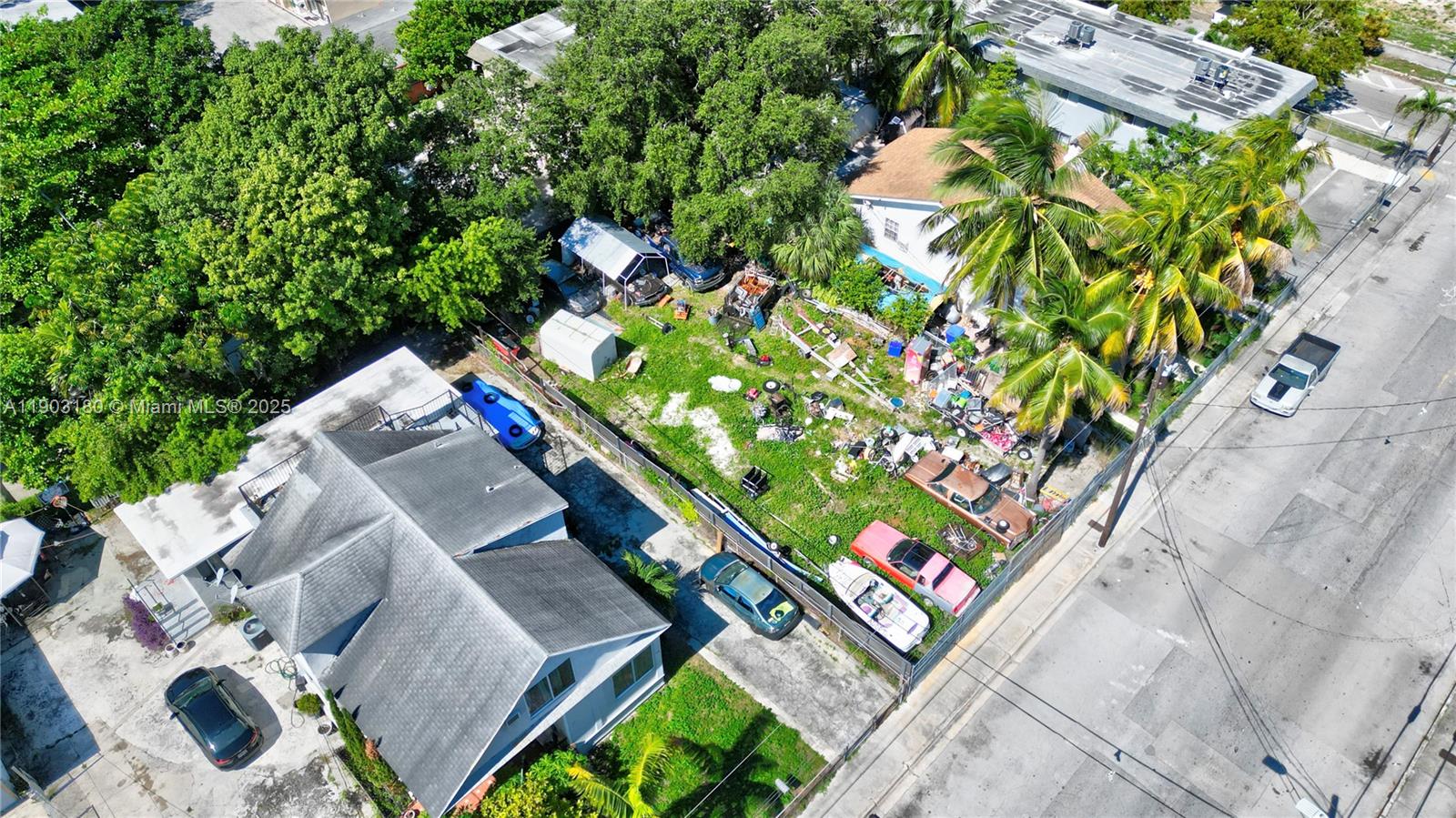 428 NW 10th Ave Miami, FL 33128