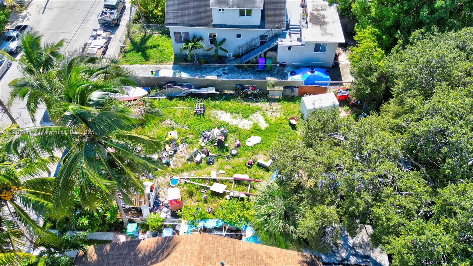 428 NW 10th Ave Miami, FL 33128