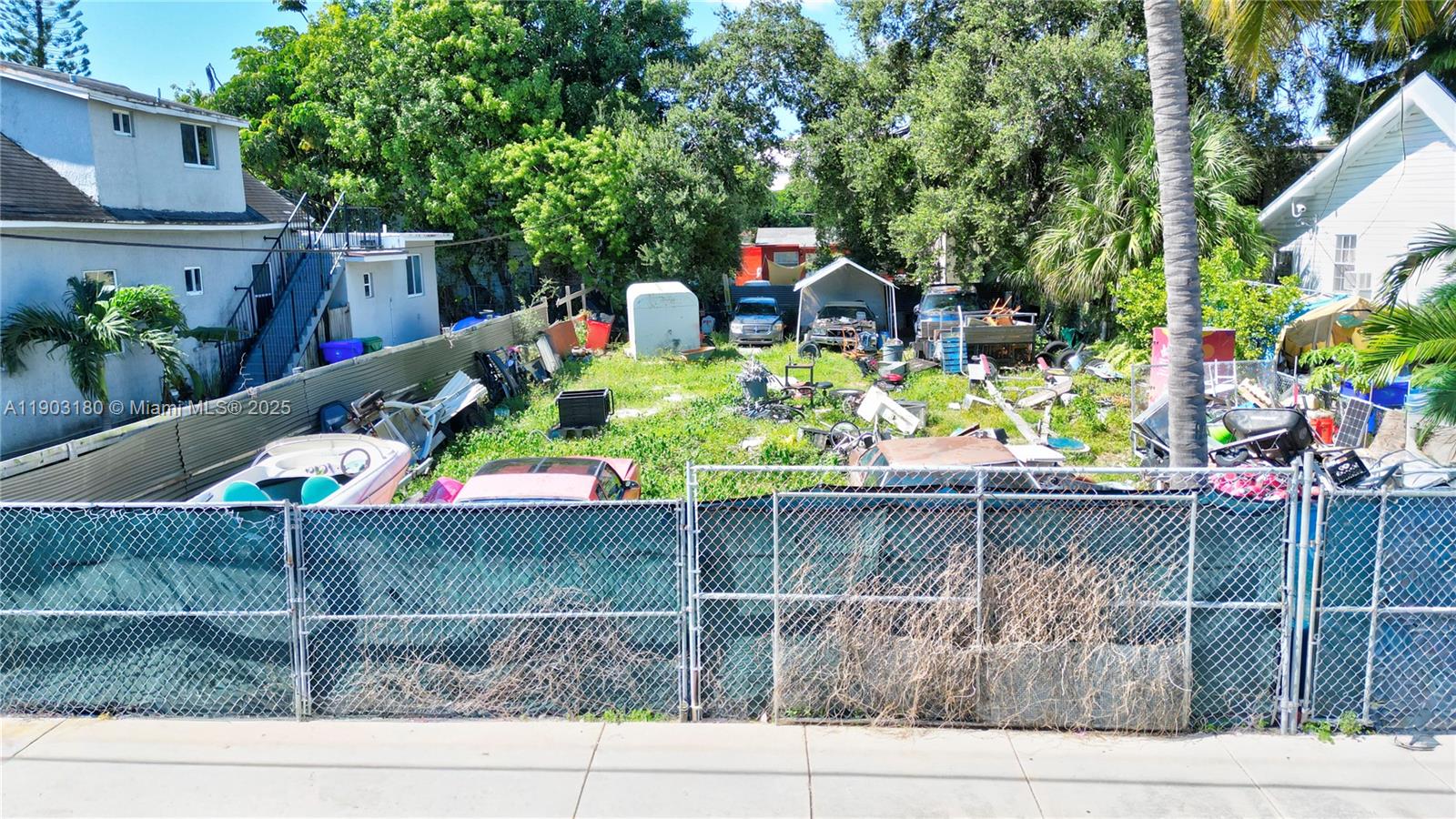 428 NW 10th Ave Miami, FL 33128