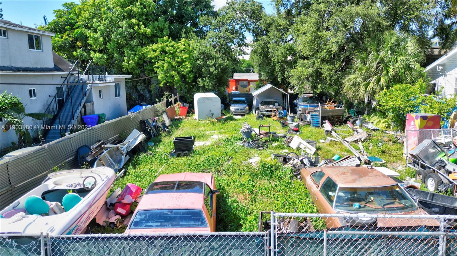 428 NW 10th Ave Miami, FL 33128