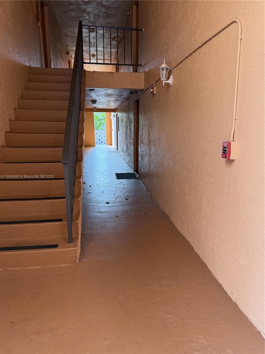 7230 Fairway Dr #F15 Miami Lakes, FL 33014