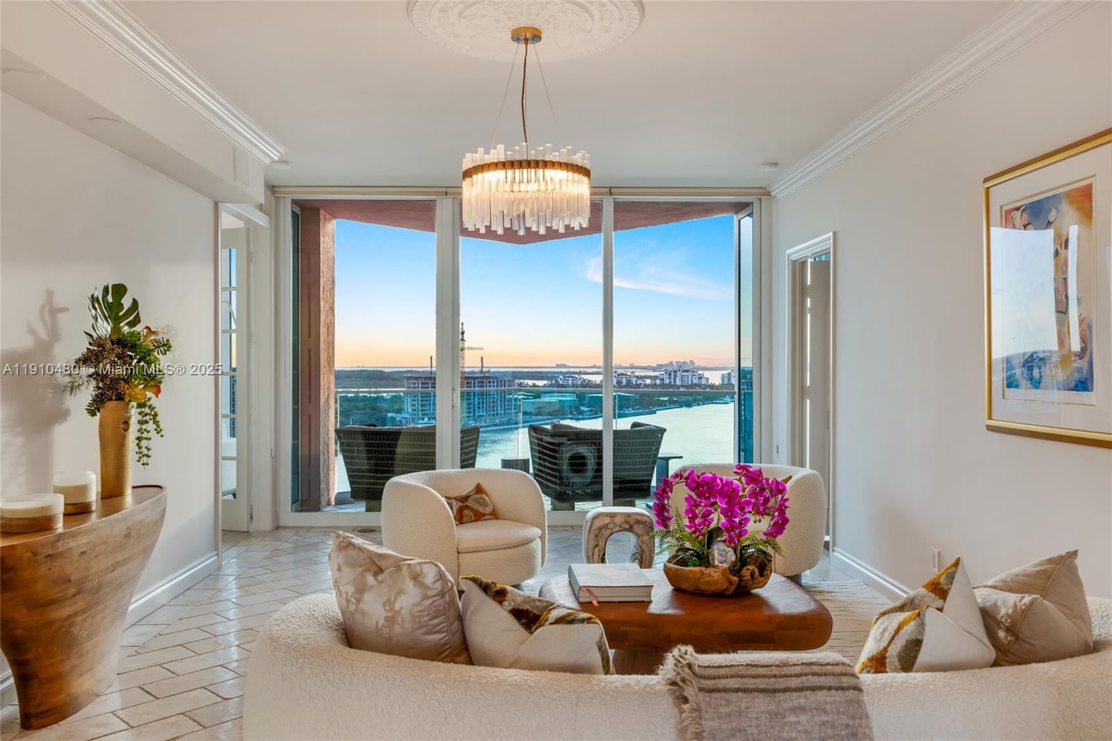 300 S Pointe Dr #1702