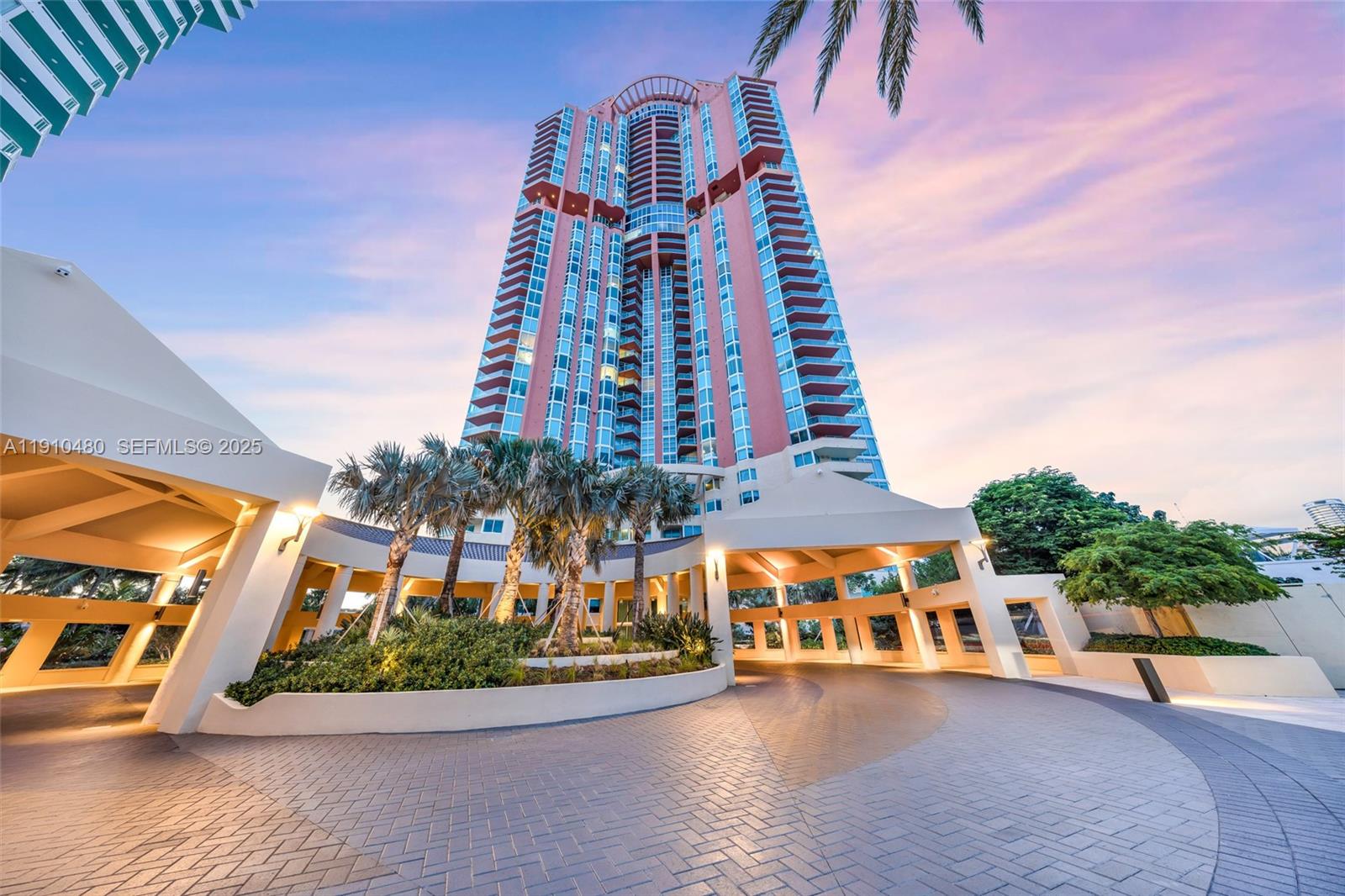 image Portofino Towers13