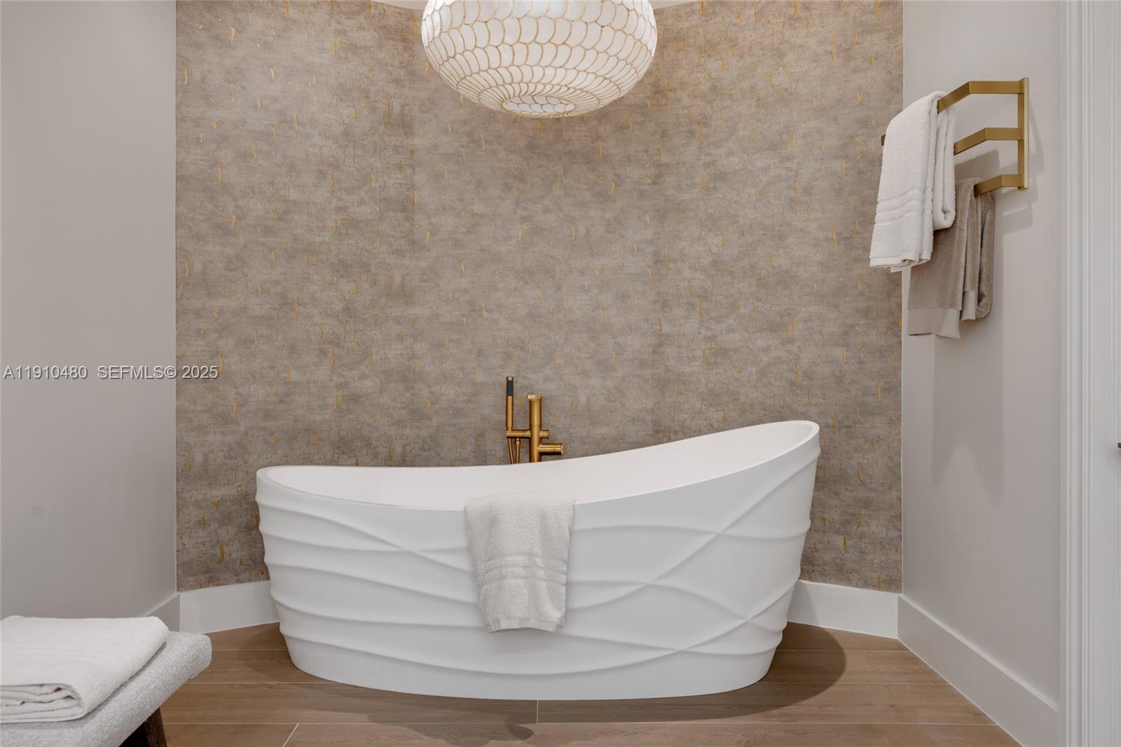 image Portofino Towers30