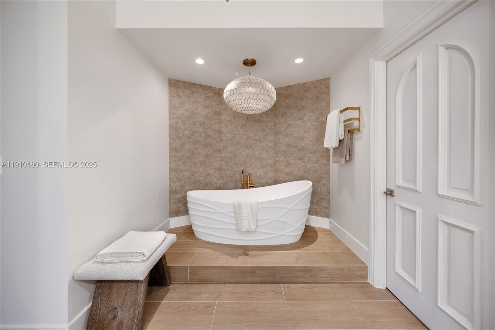 image Portofino Towers7