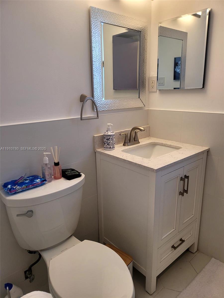 1750 E Las Olas Blvd #402 Fort Lauderdale, FL 33301