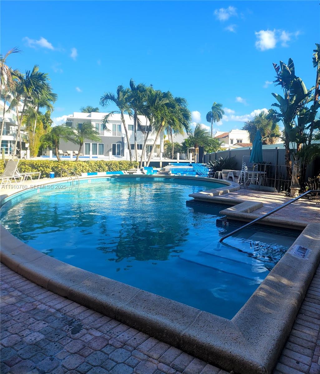 1750 E Las Olas Blvd #402 Fort Lauderdale, FL 33301