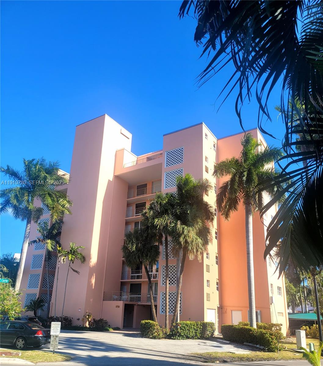 1750 E Las Olas Blvd #402 Fort Lauderdale, FL 33301