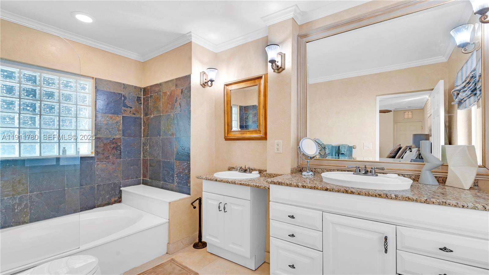 623 NE 17th Way Fort Lauderdale, FL 33304