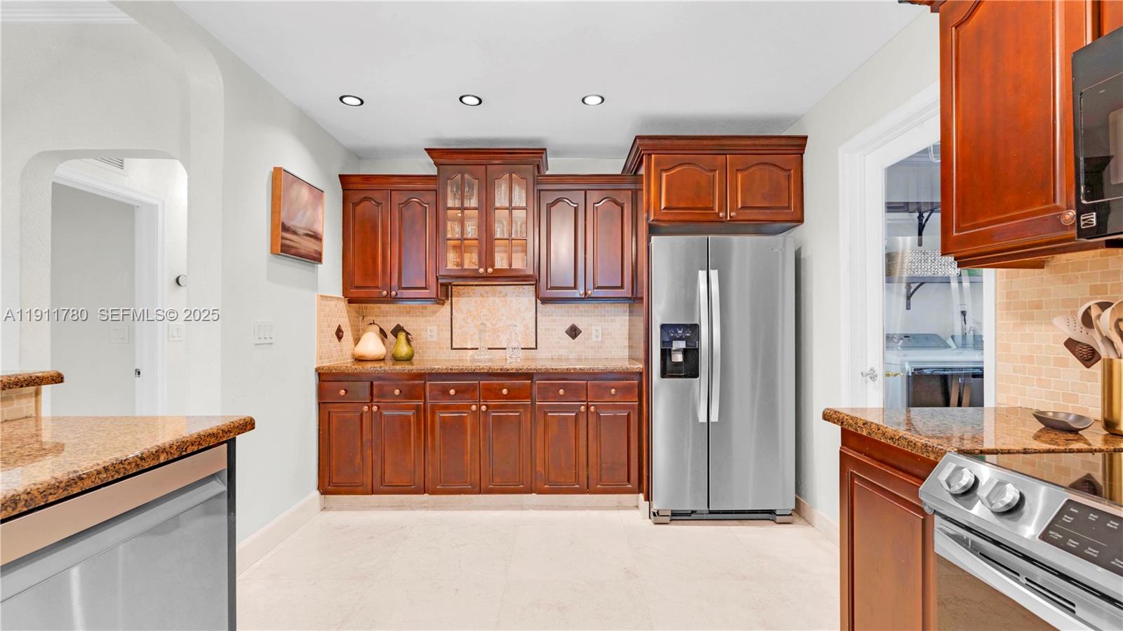 623 NE 17th Way Fort Lauderdale, FL 33304