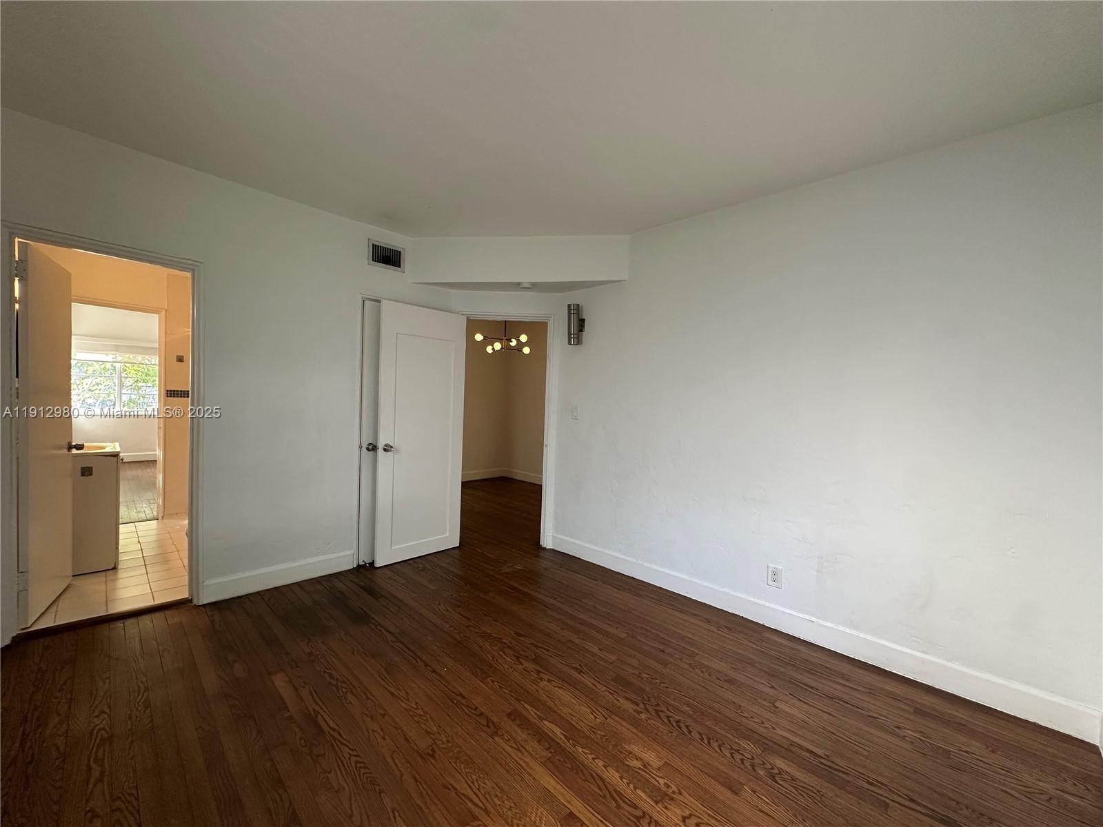 969 Bay Dr #1 Miami Beach, FL 33141