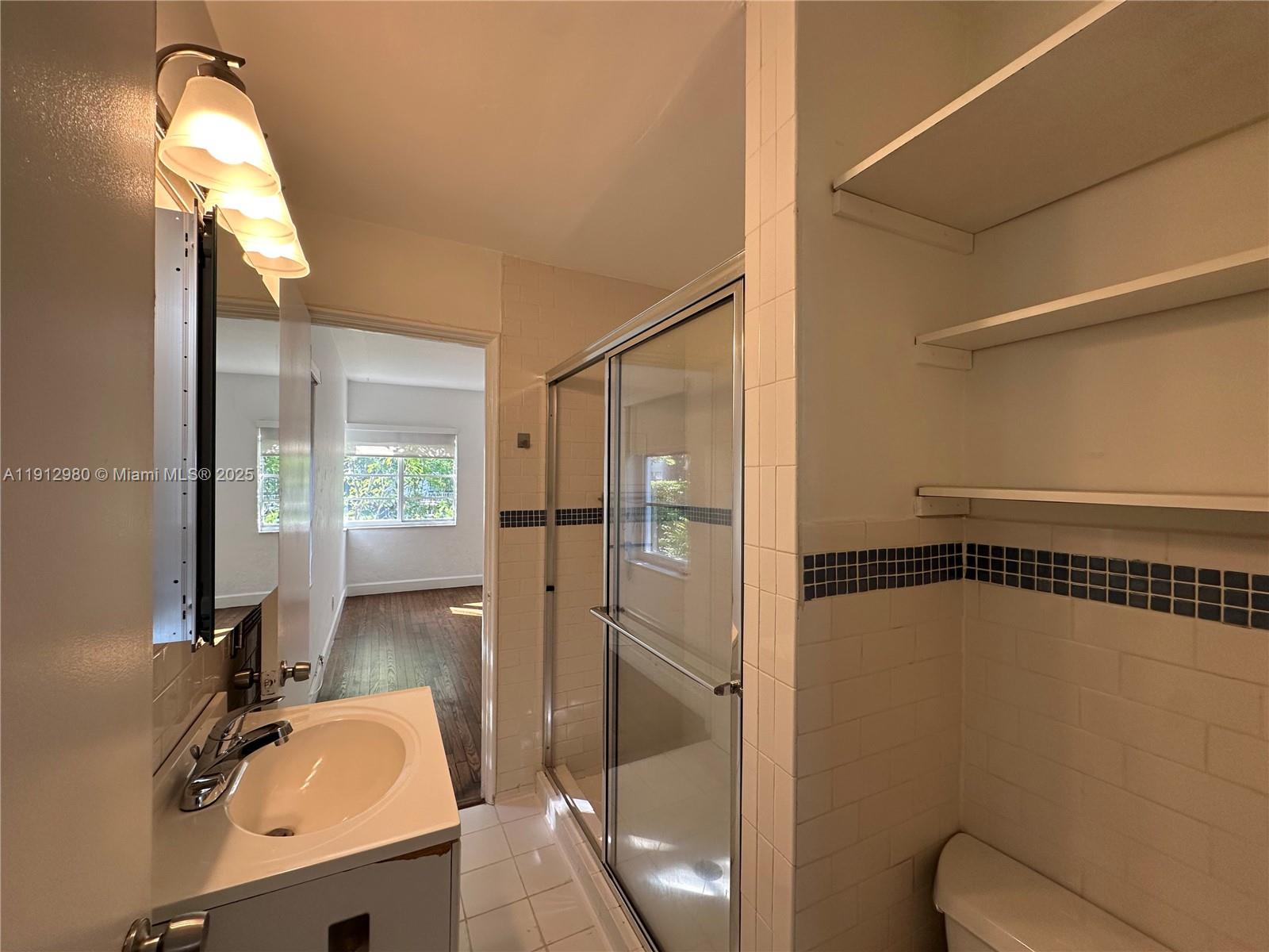 969 Bay Dr #1 Miami Beach, FL 33141