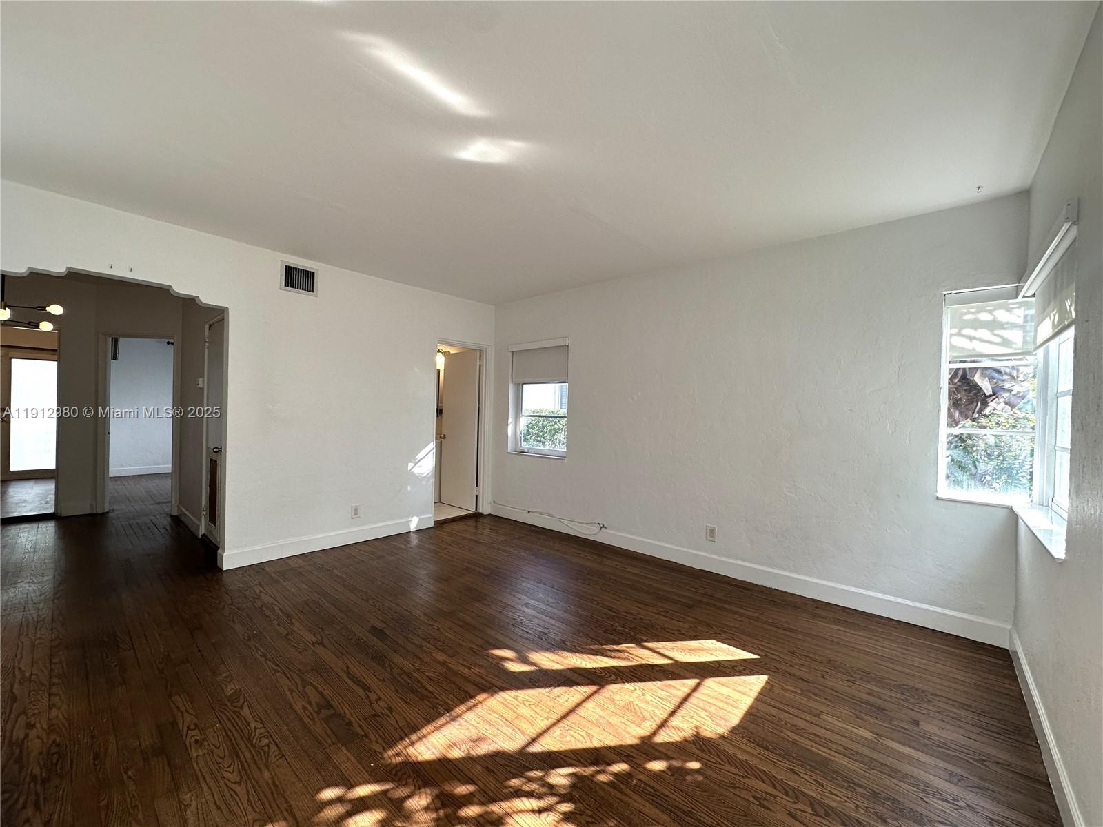 969 Bay Dr #1 Miami Beach, FL 33141