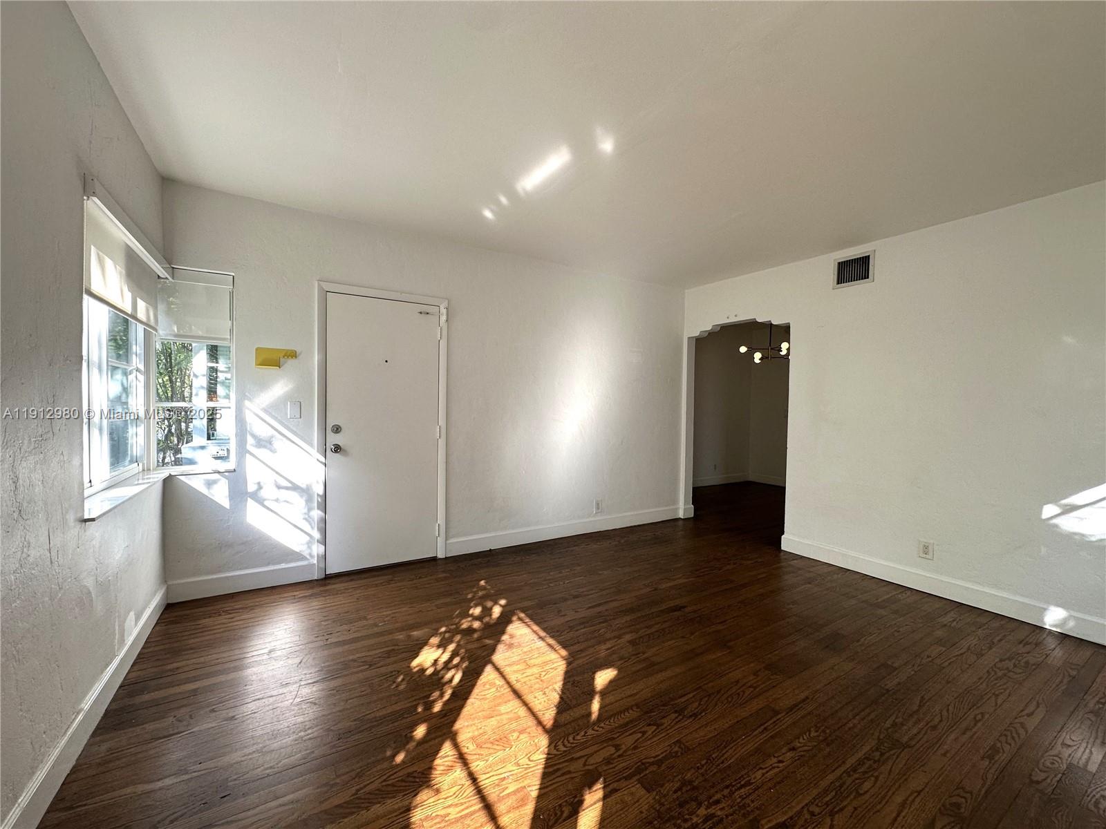 969 Bay Dr #1 Miami Beach, FL 33141