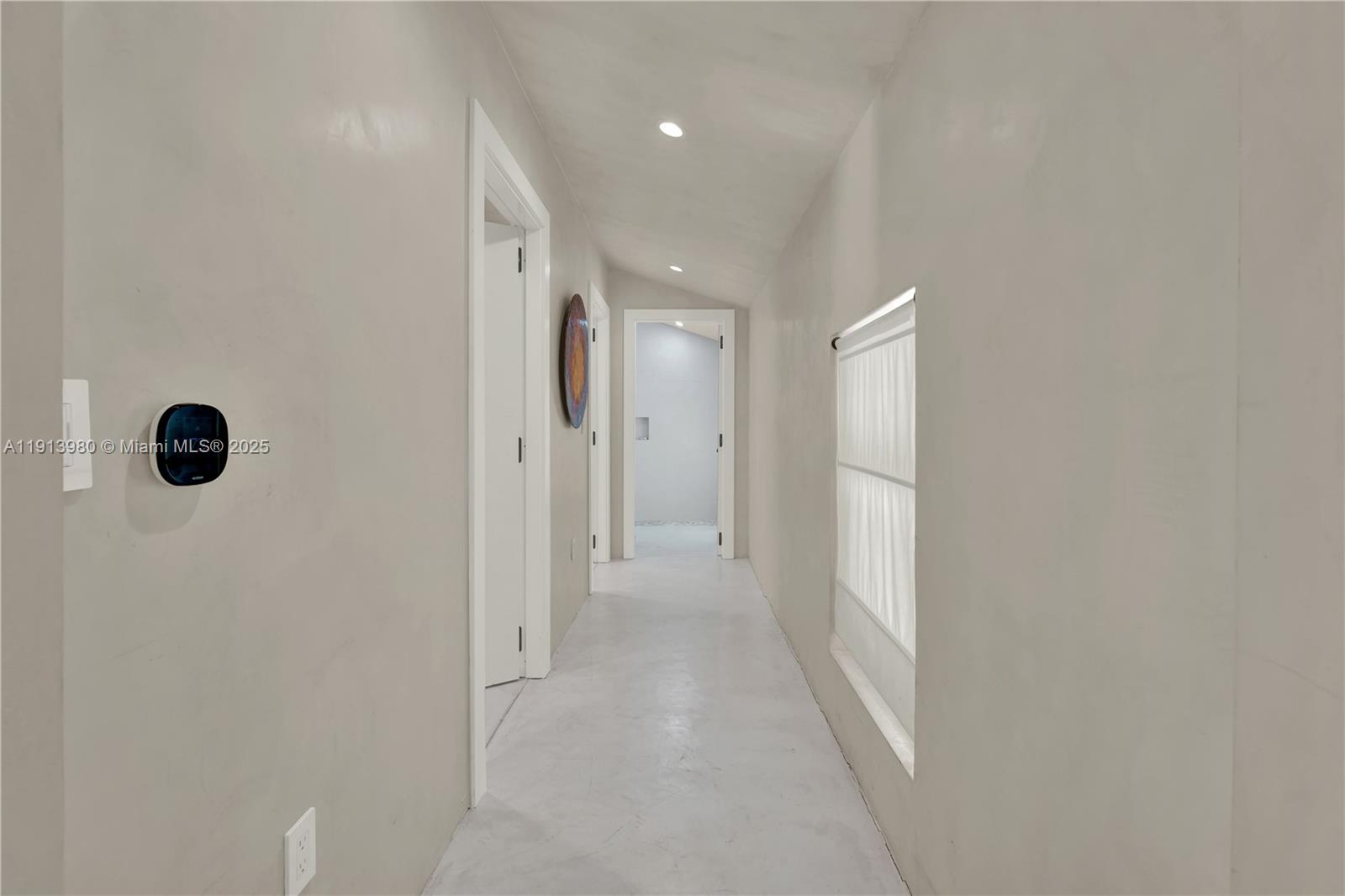 520 Bay Pt Rd Miami, FL 33137