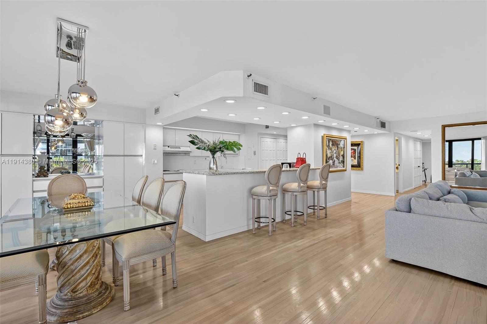 19667 Turnberry Way #5J Aventura, FL 33180