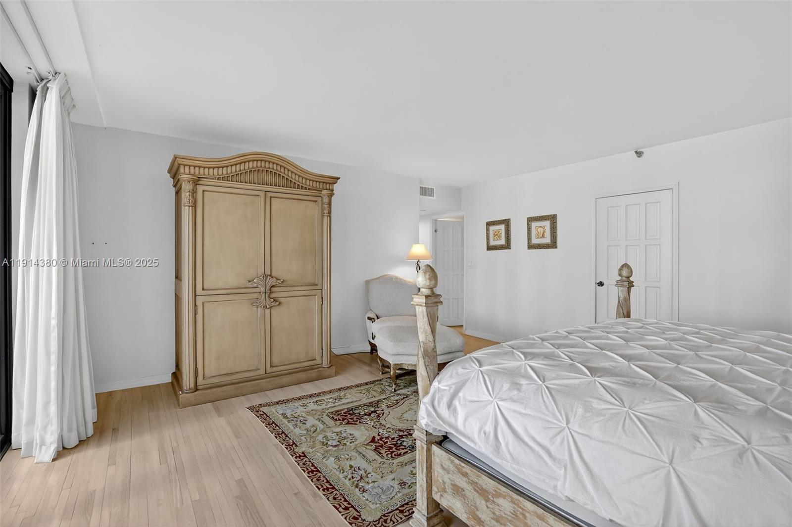 19667 Turnberry Way #5J Aventura, FL 33180