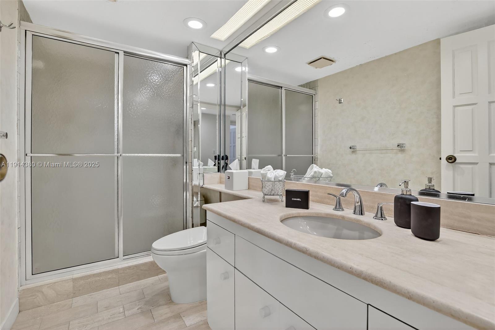 19667 Turnberry Way #5J Aventura, FL 33180