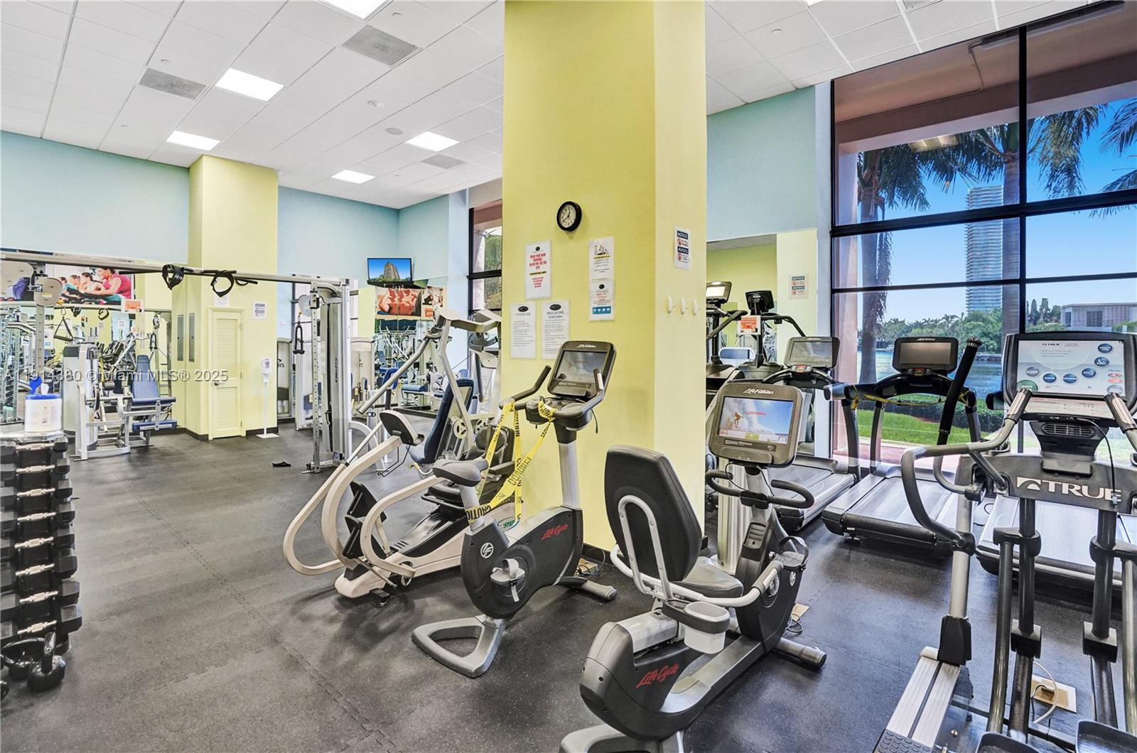 19667 Turnberry Way #5J Aventura, FL 33180