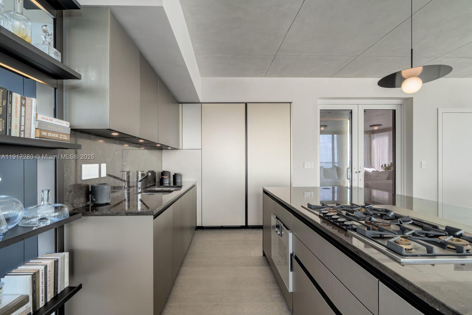 4701 N Meridian Ave #UPH21 Miami Beach, FL 33140