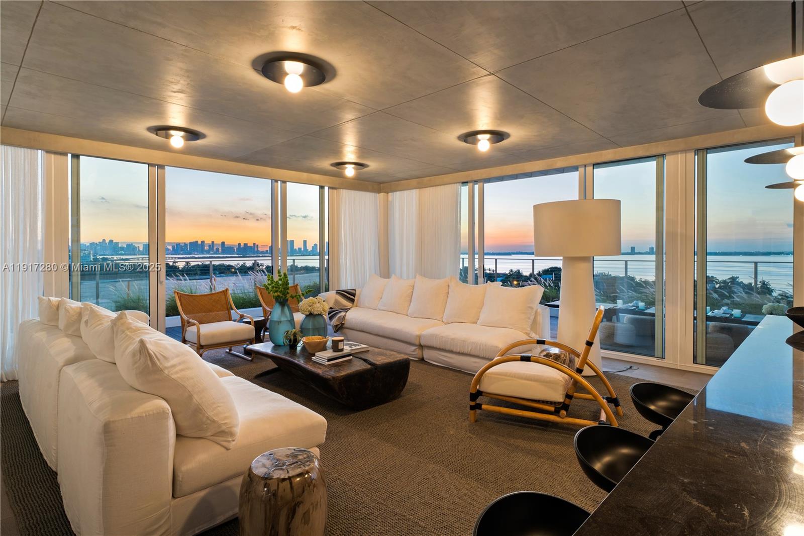 4701 N Meridian Ave #UPH21 Miami Beach, FL 33140