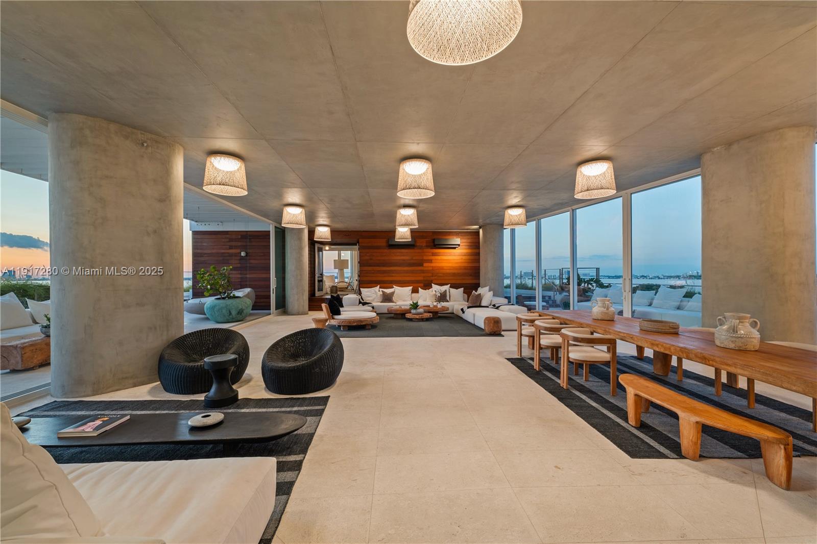 4701 N Meridian Ave #UPH21 Miami Beach, FL 33140