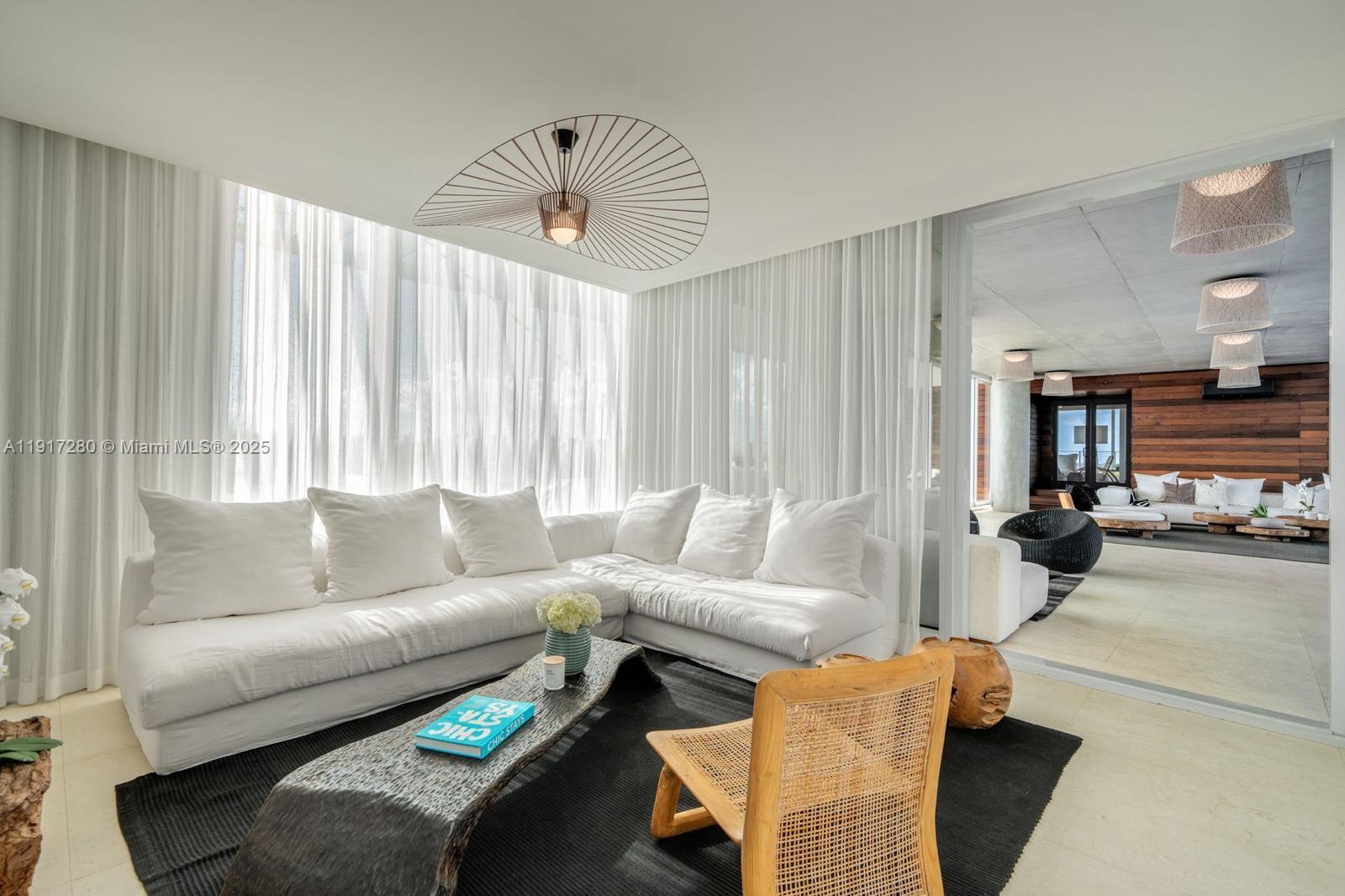 4701 N Meridian Ave #UPH21 Miami Beach, FL 33140