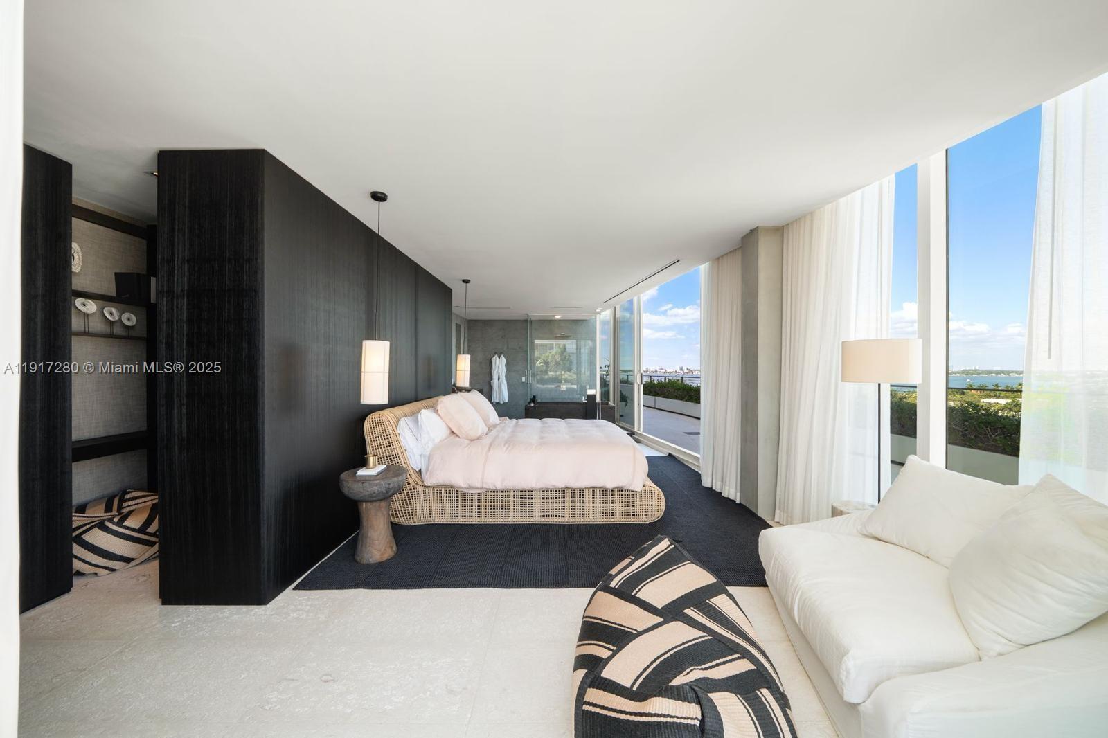 4701 N Meridian Ave #UPH21 Miami Beach, FL 33140