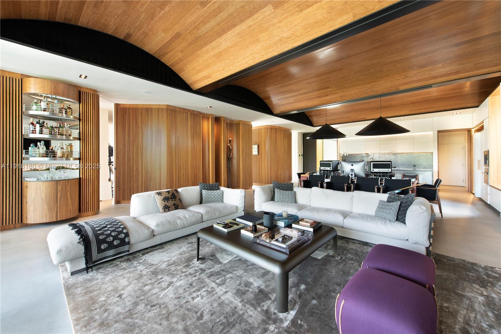 8055 Noremac Ave Miami Beach, FL 33141