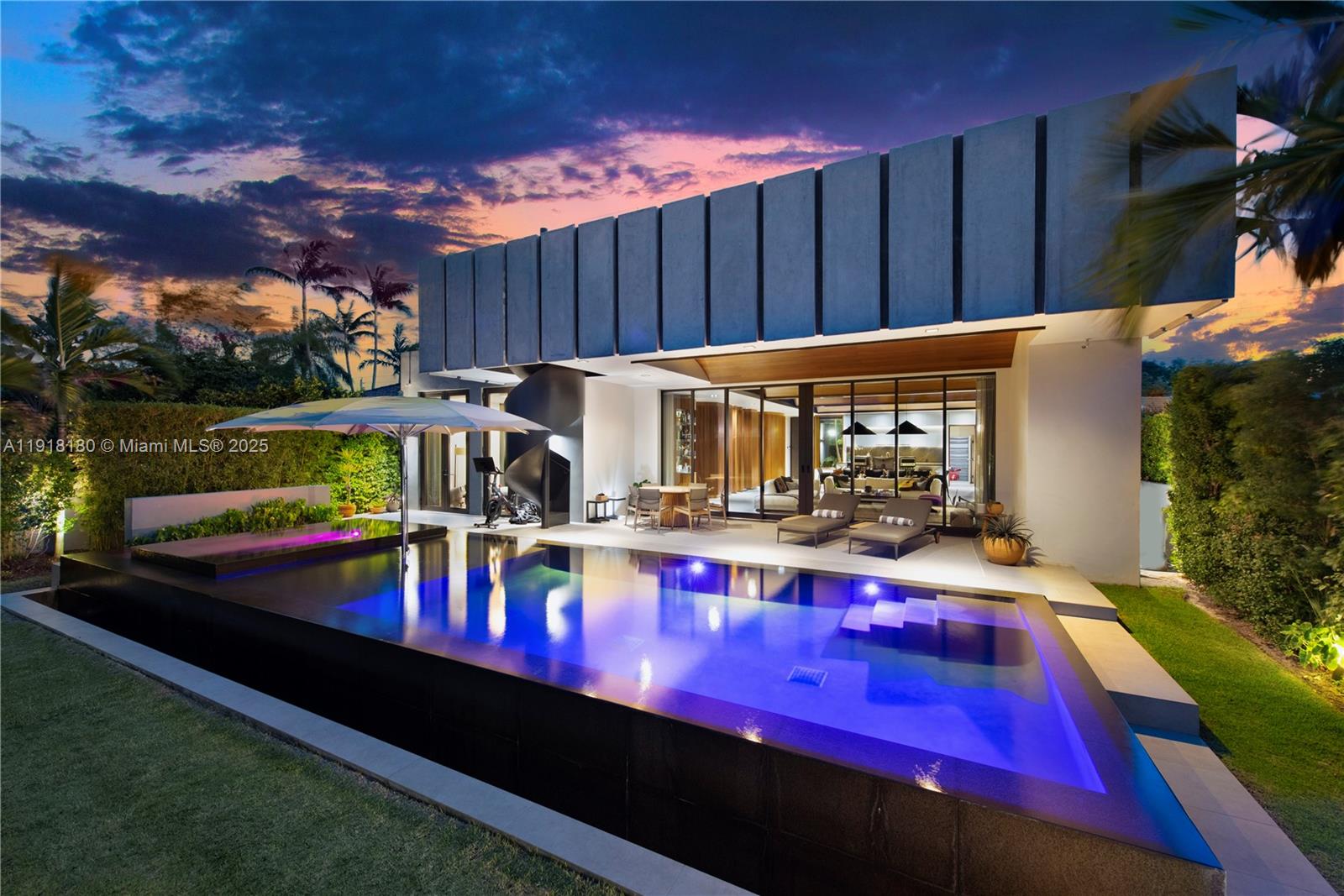 8055 Noremac Ave Miami Beach, FL 33141