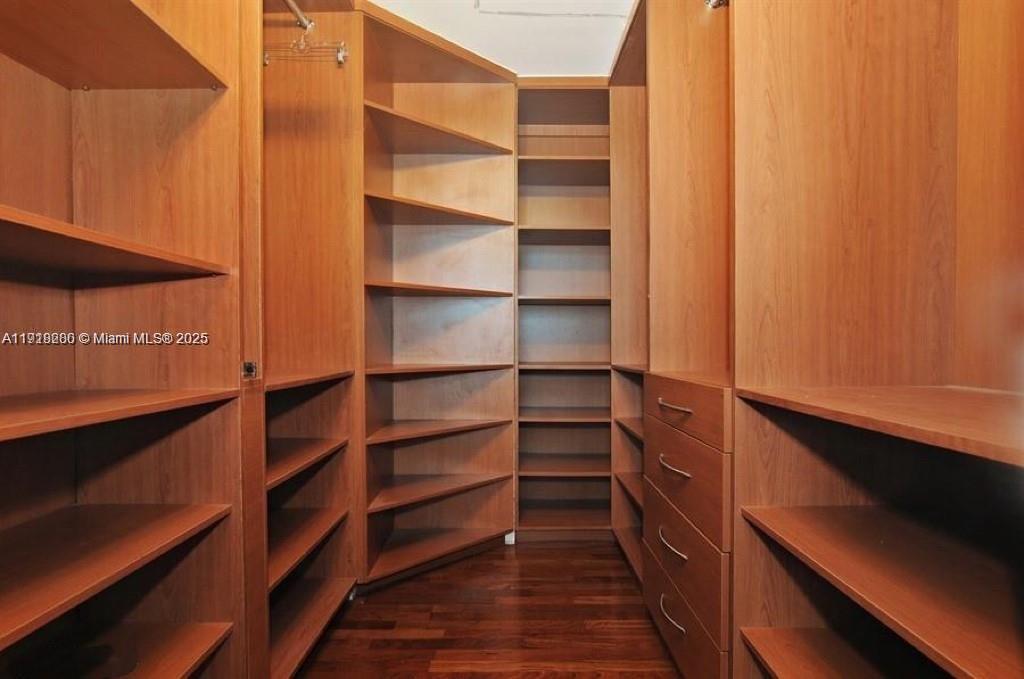 1250 S Miami Ave #2214 Miami, FL 33130