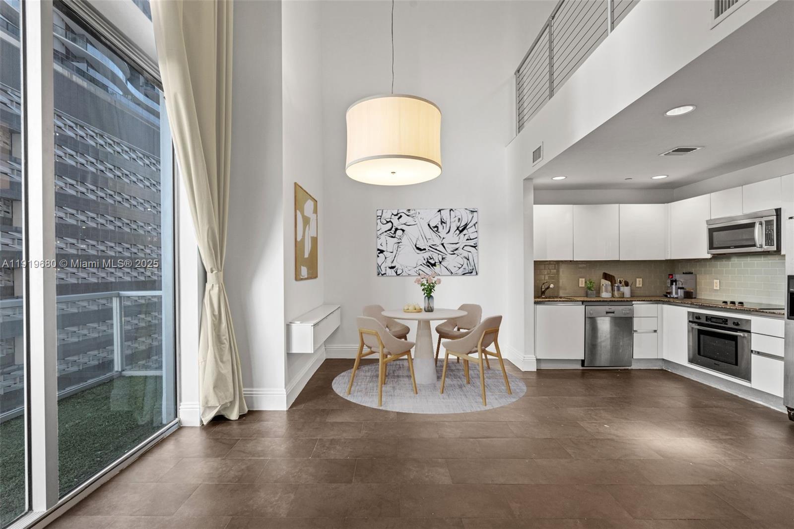 1050 Brickell Ave #1006 Miami, FL 33131