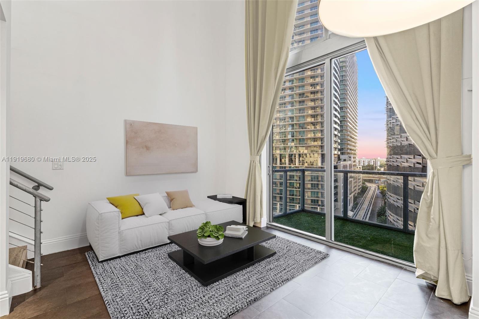 1050 Brickell Ave #1006 Miami, FL 33131
